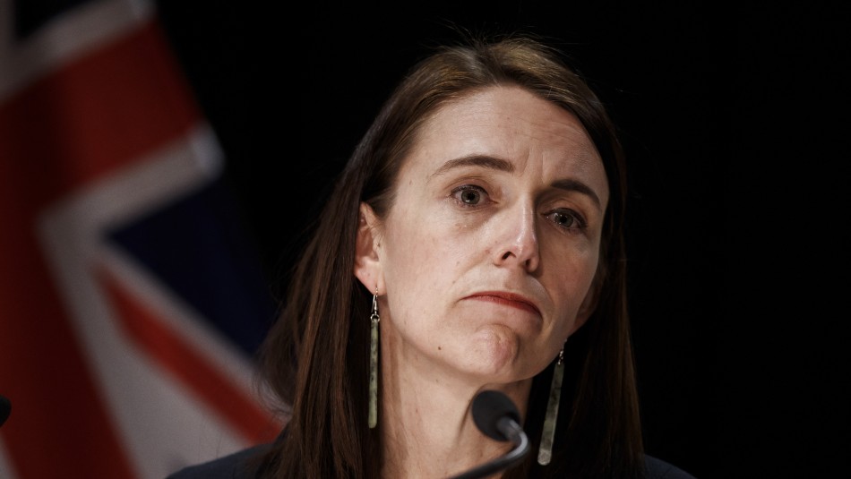 Primera ministra Jacinda Ardern aplaza su boda por brote de coronavirus en Nueva Zelanda
