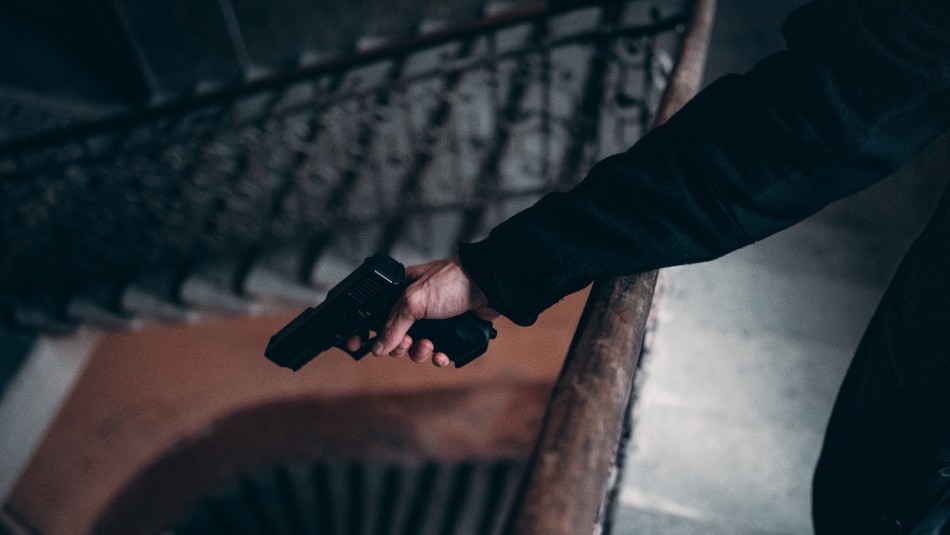 Hombre resulta gravemente herido tras baleo motivado por comentario subido de tono contra una mujer Hombre resulta gravemente herido tras baleo motivado por comentario subido de tono contra una mujer