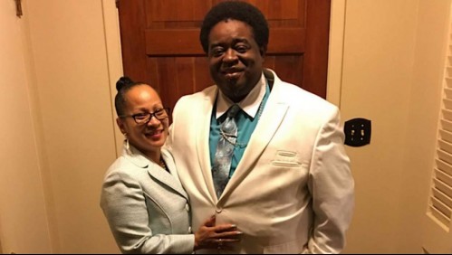 'Es aterrador': pastor y su esposa son detenidos tras mantener encerradas a 8 personas con discapacidad en un sótano