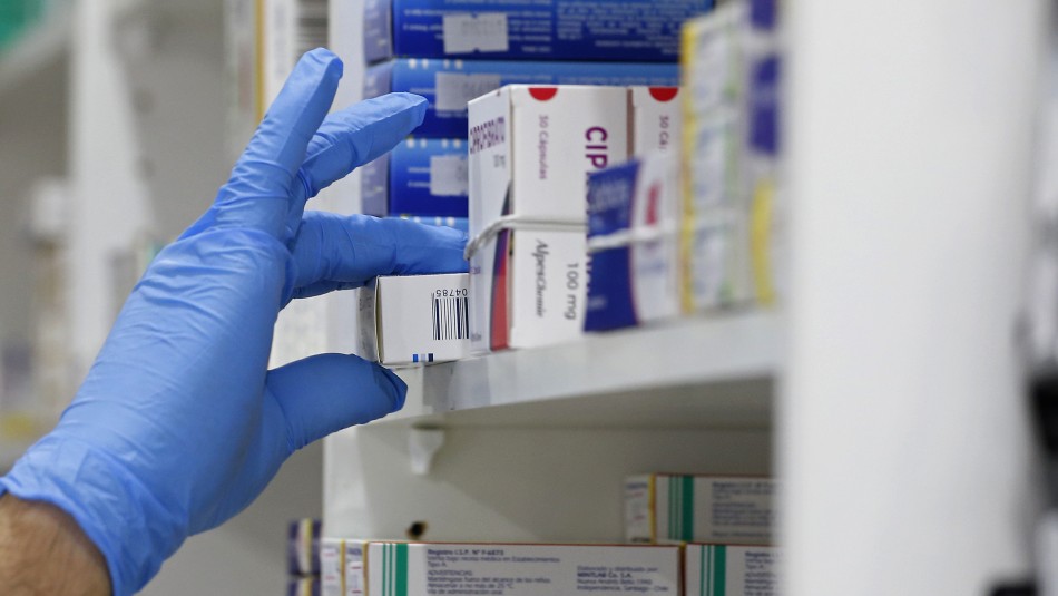 Diferencias de hasta casi $45 mil: Sernac compara precios entre medicamentos referentes y bioequivalentes Diferencias de hasta casi $45 mil: Sernac compara precios entre medicamentos referentes y bioequivalentes