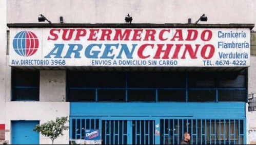 Asaltante muere baleado por dueño de supermercado chino: luego descubrieron que era el carnicero de su negocio