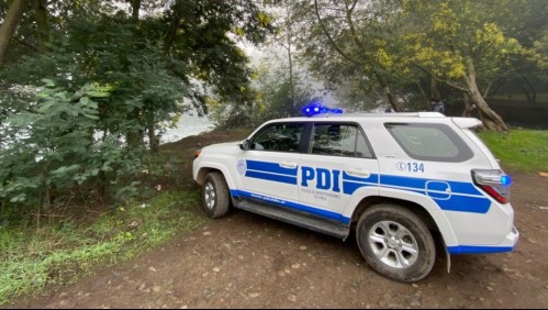 Investigan hallazgo del cadáver de un hombre en las aguas de un canal