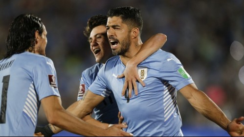Uruguay golea a Venezuela y saca a Chile de la zona de repechaje