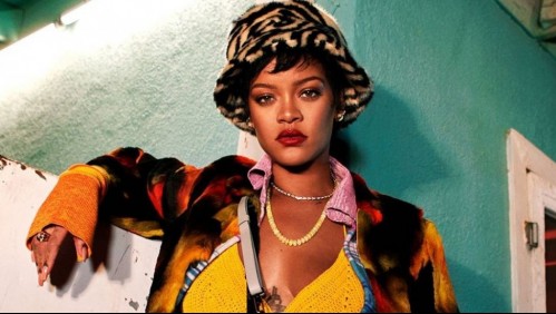 Rihanna causa revuelo en las redes al compartir la primera foto oficial de su embarazo
