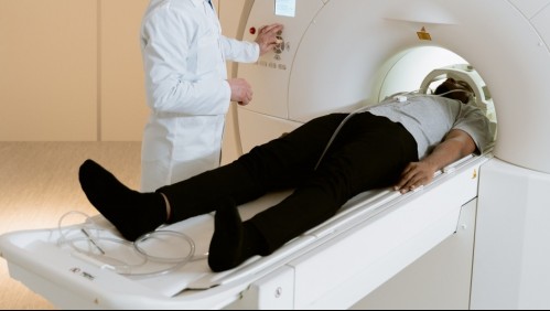 Siete muertos y decenas de intoxicados luego que médicos les ordenaran 'tomar líquido de batería'