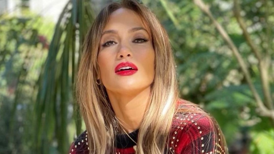 Jennifer Lopez se transforma con nuevo look a sus 52 años: Ahora lleva el cabello en estilo bob medio