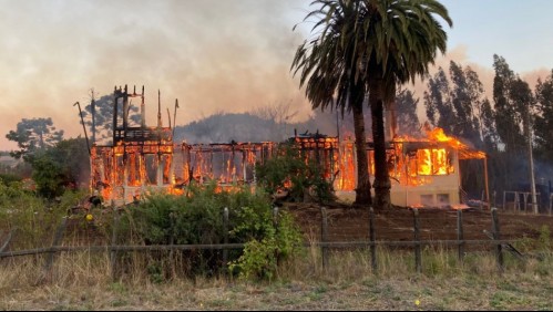 Fiscalía descarta intervención de terceros en incendio que destruyó casa familiar de diputado Diego Paulsen