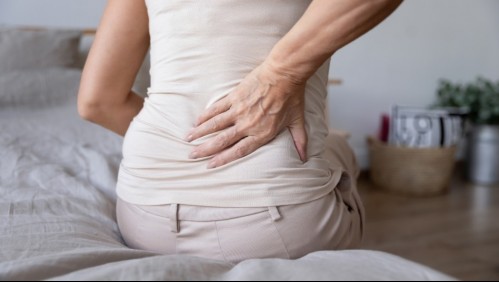 ¿Cuáles son los síntomas del lumbago y cómo evitar esta molestia en la espalda?