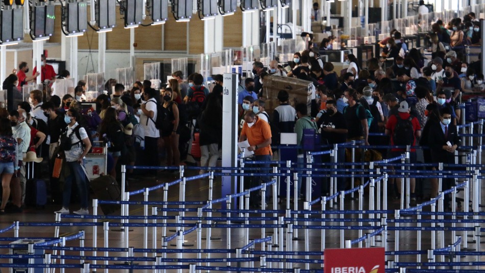 vuelos-reprogramados Vuelos retoman normalidad mientras que viajes por tierra en Antofagasta continúan con problemas