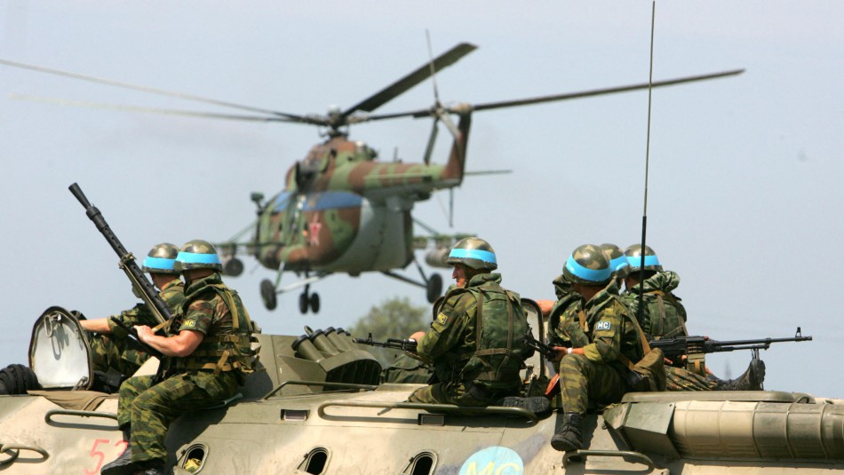 Rusia anuncia retirada de algunas de sus tropas de la frontera con Ucrania: 