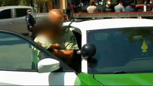 Bebé estaba encerrado en un auto mientras su madre asistía a una entrevista de trabajo