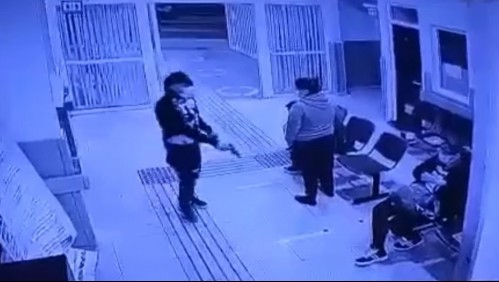 Sujeto ingresó a un SAPU de Lo Espejo para asaltar a pacientes que esperaban por atención