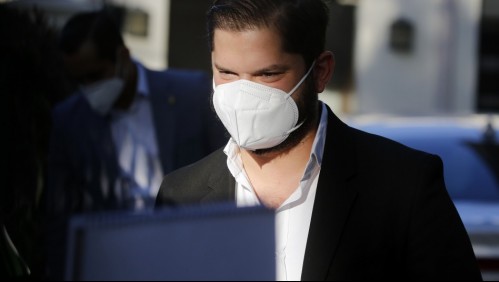 'Agradezco que haya optado por venir': Alcalde de Juan Fernández celebra visita de Gabriel Boric