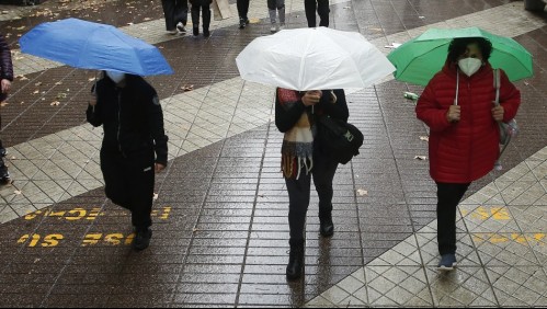 Lluvia en Santiago: pronóstico de precipitaciones se amplía ahora al sector oriente urbano de la RM