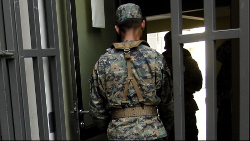 'Estaba de vacaciones': cabo del Ejército es detenido por robar las zapatillas y un celular a un sujeto