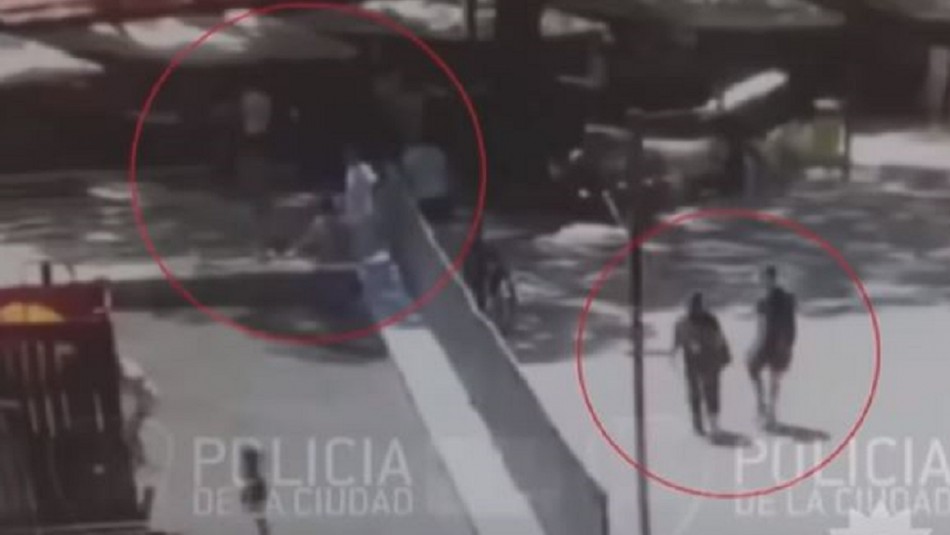 Video registra minutos previos al ataque sexual de seis sujetos contra una joven al interior de un auto Video registra minutos previos al ataque sexual de seis sujetos contra una joven al interior de un auto