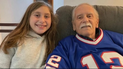 Inspirada por su abuelo fallecido: Niña hace 'bolsas de quimioterapia' para ayudar a pacientes diagnosticados con cáncer