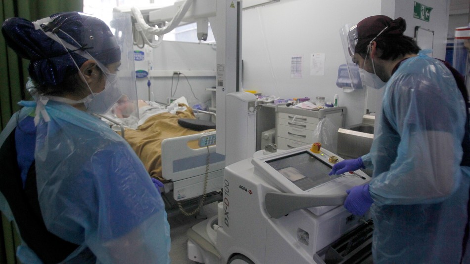 coronavirus Coronavirus en Chile: Minsal reporta más de 20.000 nuevos casos y 126 fallecidos en las últimas 24 horas