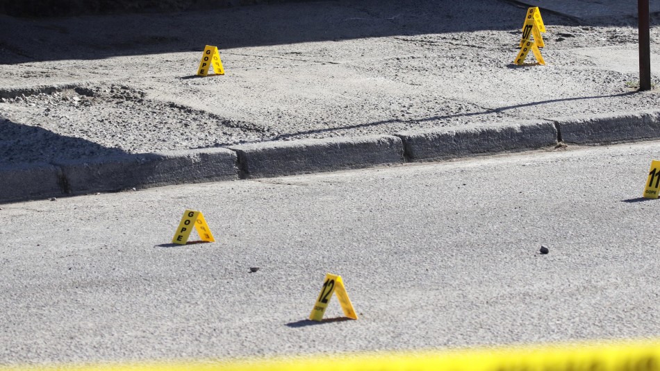 Matan a joven de 22 años mediante tres disparos a la cabeza en el centro de Santiago