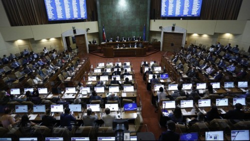 Senadores y diputados: Las 'caras nuevas' y enroques de parlamentarios que jurarán en el cargo este 11 de marzo
