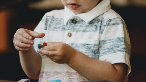 Fue condenada a prisión: Dueña de jardín infantil olvidó a niño en auto por seis horas y murió por golpe de calor