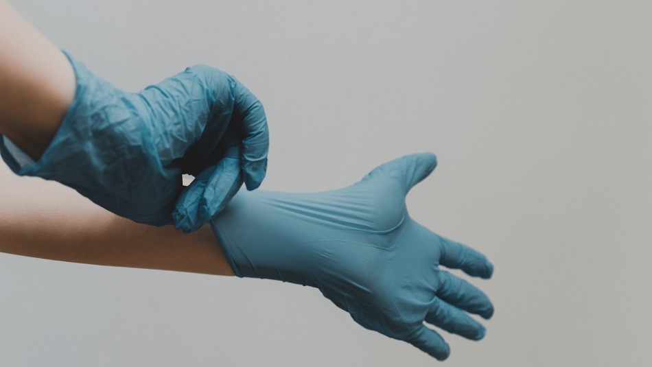 Falsos cirujanos plásticos realizan mamoplastia a una mujer y le causan lesiones graves: Falsificaron los títulos Falsos cirujanos plásticos realizan mamoplastia a una mujer y le causan lesiones graves: Falsificaron los títulos