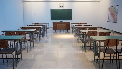 Expolicía golpea salvajemente a su antiguo profesor de bachillerato por reprobarlo hace 20 años y escapa