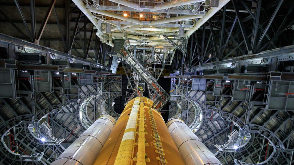 cohete gigante NASA SLS