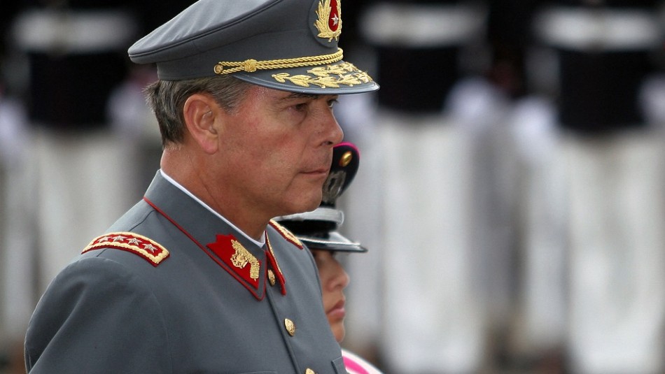 oscar-izurieta Corte Marcial otorga libertad bajo fianza a excomandante en jefe del Ejército Óscar Izurieta