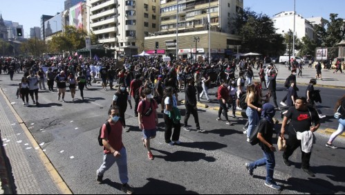 Estudiante agredido por vendedores ambulantes en medio de marcha estudiantil se encuentra en estado grave