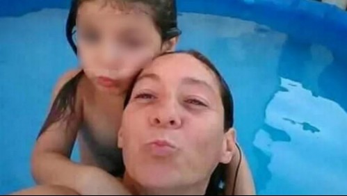 Hombre asesina a su pareja y la hija de ella: las enterró en el patio y lavó hasta los peluches para ocultar el crimen