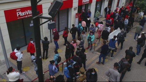 ¿Qué es un sistema de reparto? Crece debate de pensiones tras rechazo de 'Con mi plata no' en la Convención