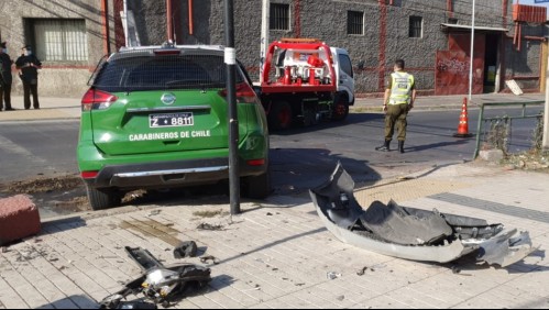 Conductor ebrio volcó patrulla policial y dejó heridos a tres carabineros: Arrojó 1,6 gramos en la alcoholemia