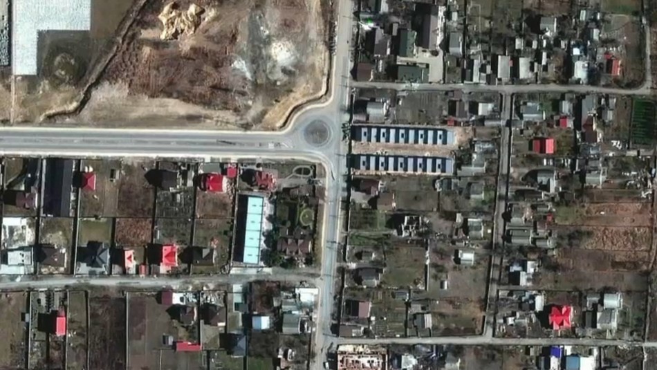 Imágenes satelitales contradicen versión rusa al mostrar cadáveres en Bucha de hace semanas