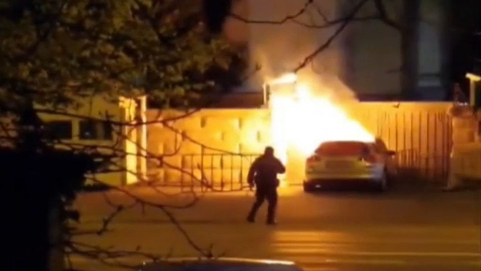 Auto se estrella contra la embajada rusa en Rumania: esto es lo que se sabe sobre el conductor
