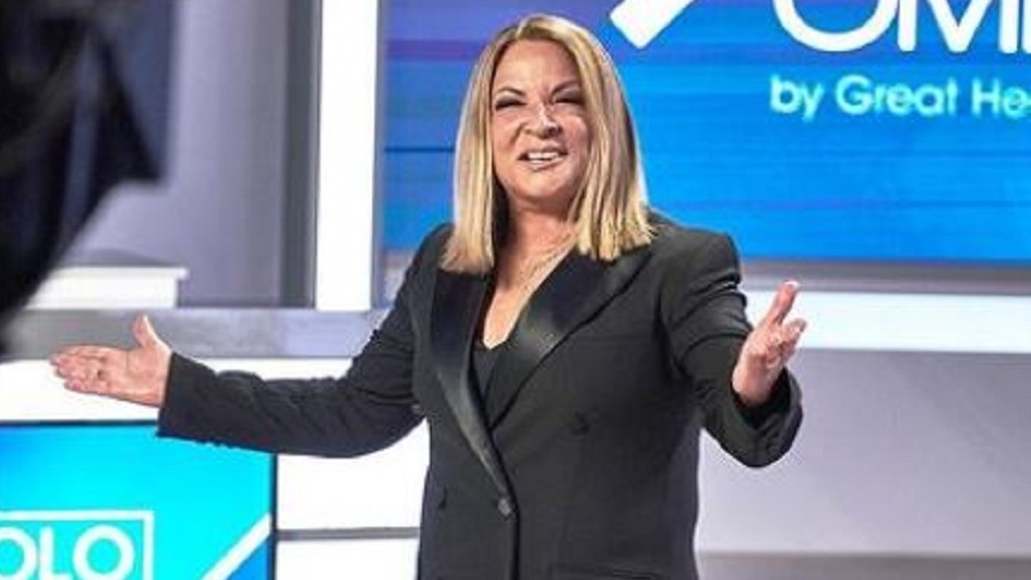 Le dedicó un emotivo mensaje: La doctora Ana María Polo posa con su guapo escolta de Le dedicó un emotivo mensaje: La doctora Ana María Polo posa con su guapo escolta de