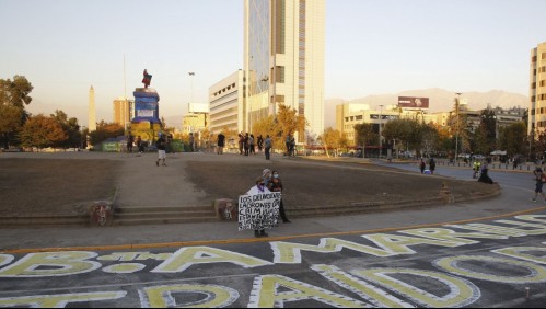 Manifestaciones en Plaza Italia provocan desvíos de tránsito y cierre de accesos de Metro