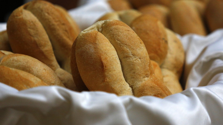 Pan y carnes: Estos son los alimentos que sufrieron más alzas según el IPC de marzo