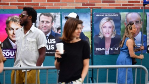 Francia elige presidente con Emmanuel Macron y Marine Le Pen como favoritos