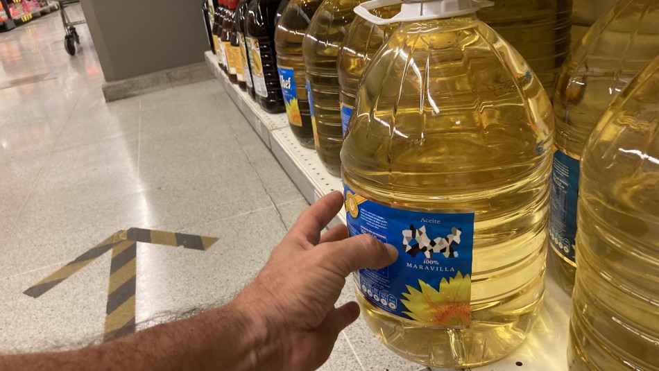 Investigan posible colusión en los precios del aceite ante significativa alza Investigan posible colusión en los precios del aceite ante significativa alza