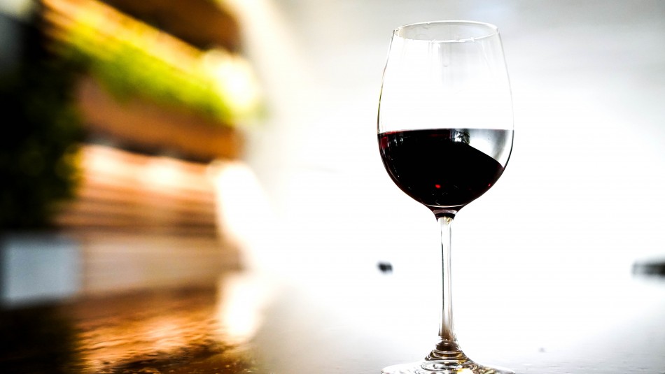 ¿Se puede tomar vino tinto en Semana Santa? Esto dice la tradición cristiana