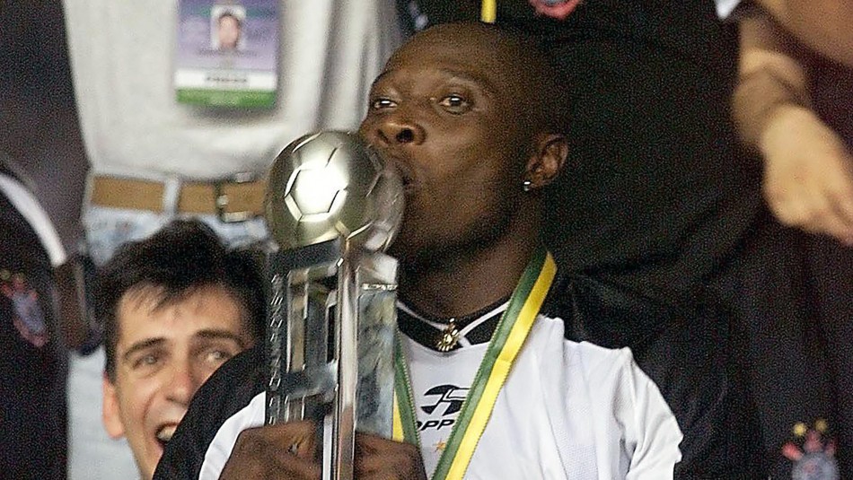 Fallece el exfutbolista colombiano Freddy Rincón tras violento accidente de tránsito Fallece el exfutbolista colombiano Freddy Rincón tras violento accidente de tránsito