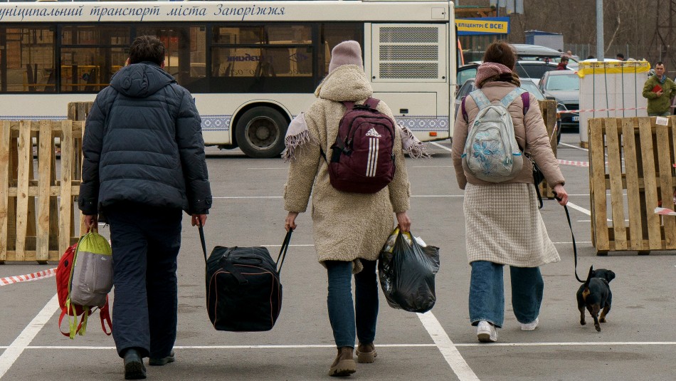 Ucrania anuncia que se reinicia la evacuación de civiles Ucrania anuncia que se reinicia la evacuación de civiles