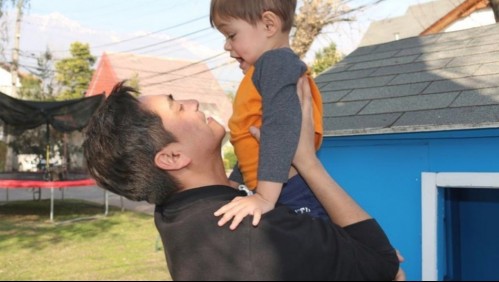 'Como dos gotas de agua': Sergio Freire enternece las redes sociales al compartir foto de su hijo