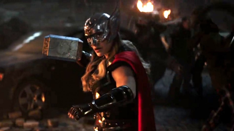 Con Natalie Portman levantando el Mjolnir: Marvel revela teaser de 