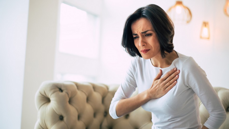¿Cuáles son los síntomas de los infartos cardiacos en mujeres? ¿Cuáles son los síntomas de los infartos cardiacos en mujeres?
