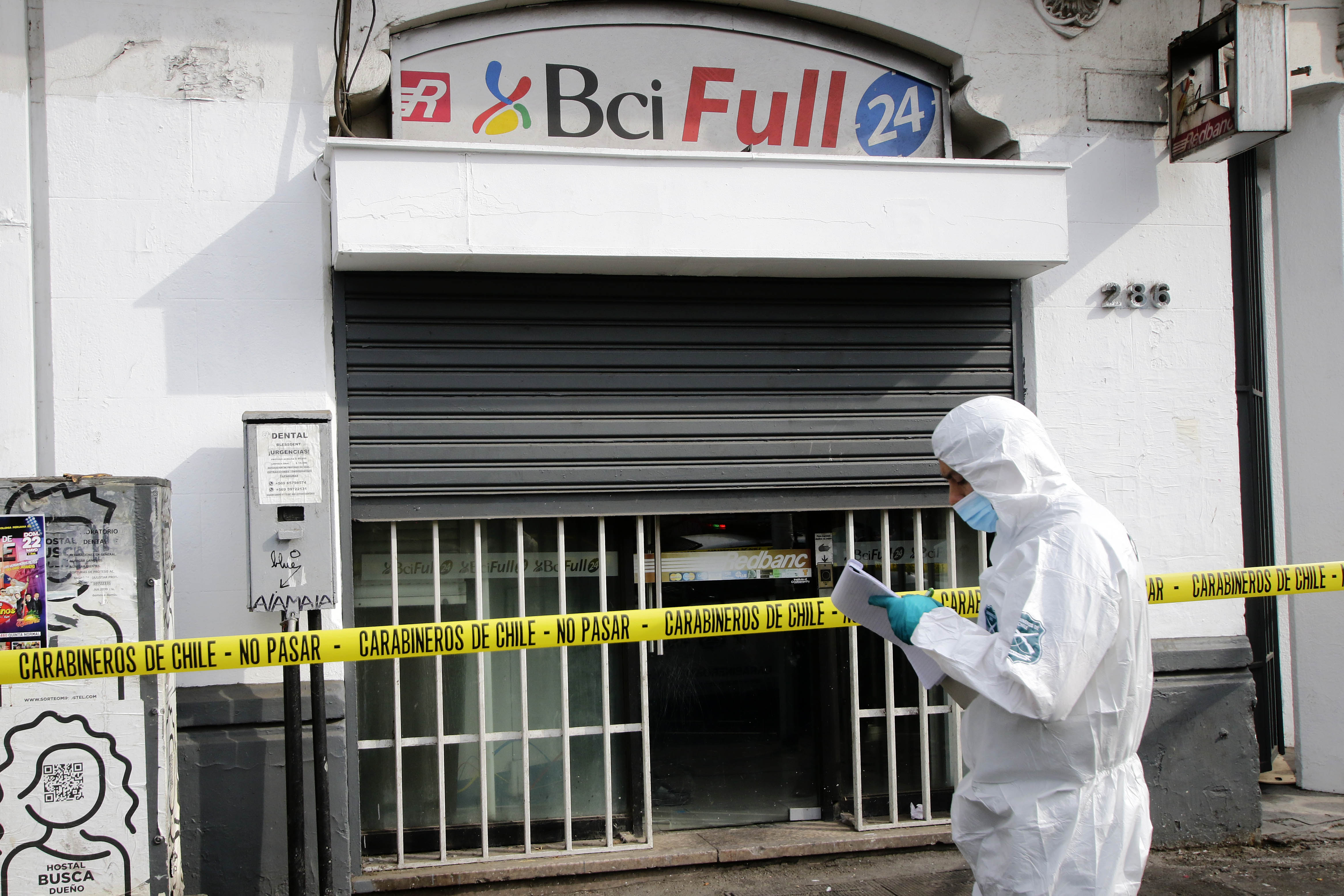 Sujeto Intentó Asaltar Dos Bancos La Misma Mañana: Al No Poder Llevarse ...