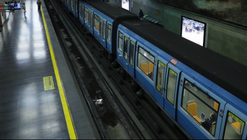 Tras suspensión de casi 3 horas: Metro de Santiago informa normalización del servicio en Línea 2