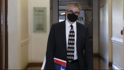 Gobierno aumentará el sueldo mínimo a $400 mil en agosto y realizará compensación por alza de precios de canasta básica