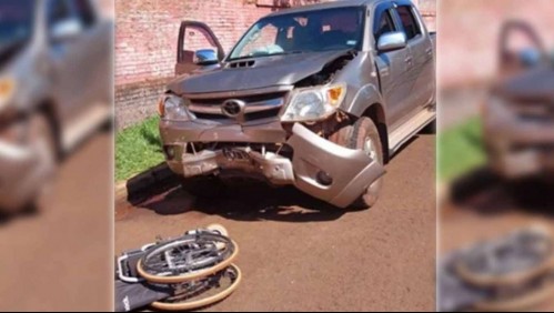 Se atragantó con un pedazo de carne, fue llevada al hospital y murió al chocar en el camino